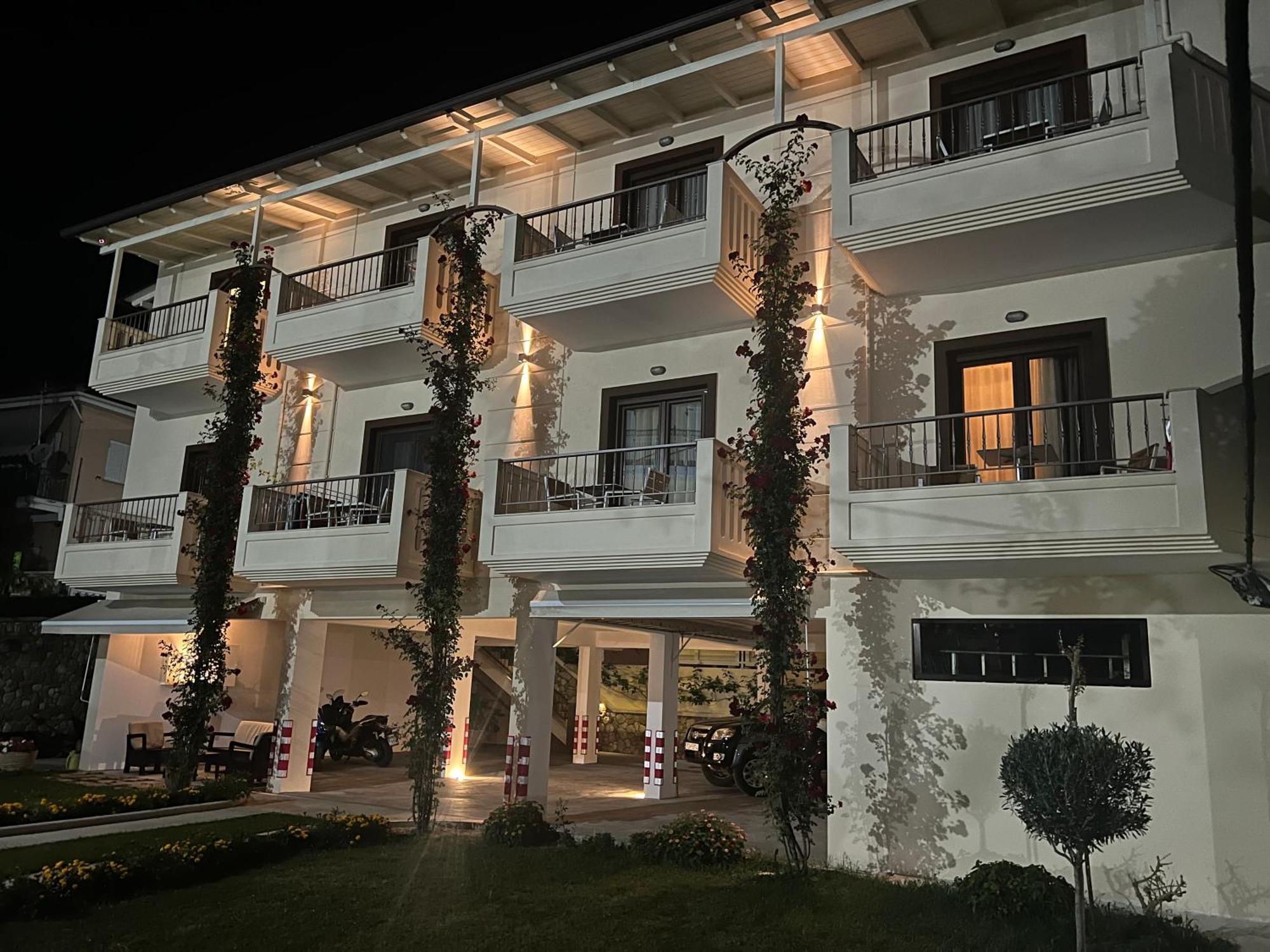 Valentinos House Hotel Parga Ngoại thất bức ảnh