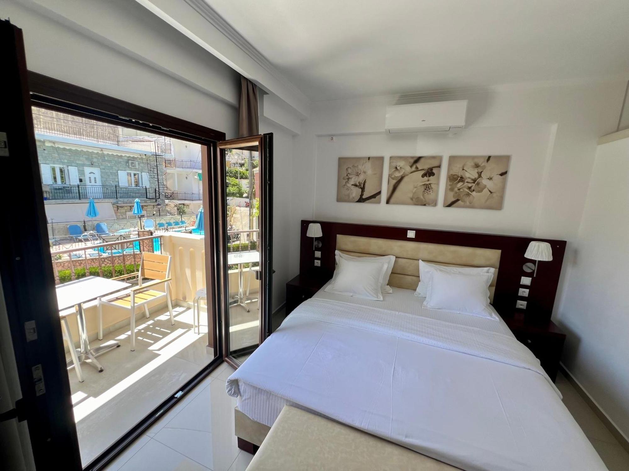 Valentinos House Hotel Parga Ngoại thất bức ảnh